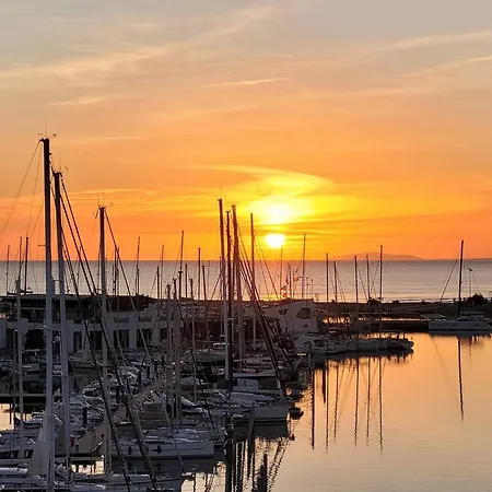 Apartment Quartier Du Port, T4 Pour 8 Personnes N12